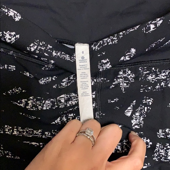 Lululemon size 8 - Picture 2 of 2